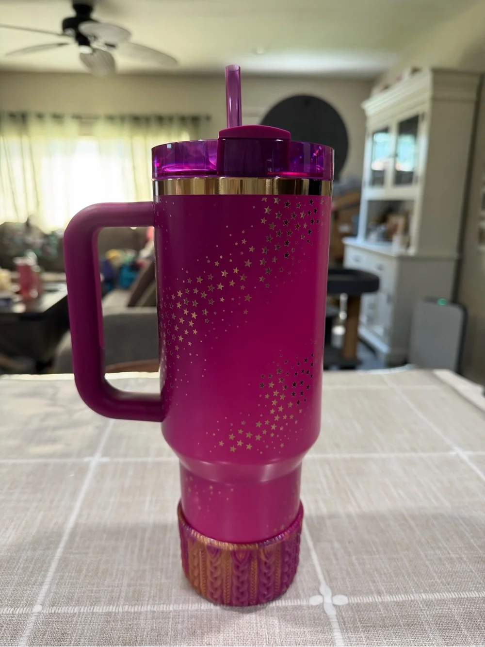 Stanley X Barbie Superstar 40oz Tumbler - Picture 4 of 8